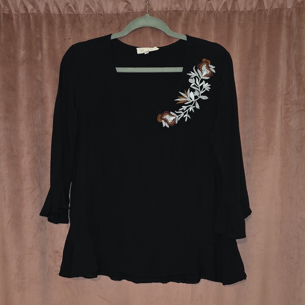 Solitaire Black Top with Floral Embroidery